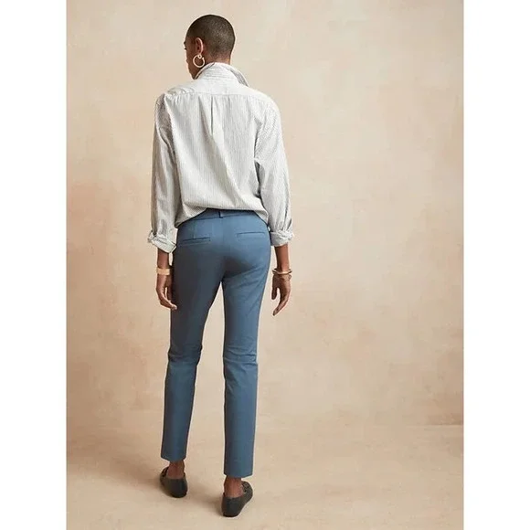 Banana Republic Mid-Rise Skinny Modern Sloan Pant size 8 Navy - Picture 5 of 6